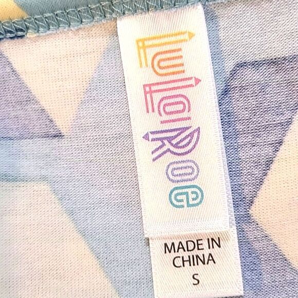 LuLaRoe Green, Yellow, & Blue T-Shirt with Geometric Designs, Size Small, NWT - Picture 8 of 9